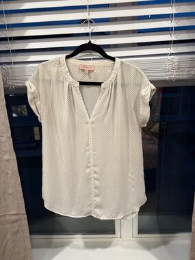 Philosophy Cream White Microdot Cap-Sleeve Blouse